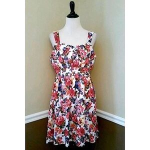 NEW Modcloth Yellow Star White Multicolor Floral Pleated Sundress Small